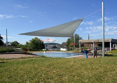 Sonnensegel Freibad Schwimmbad